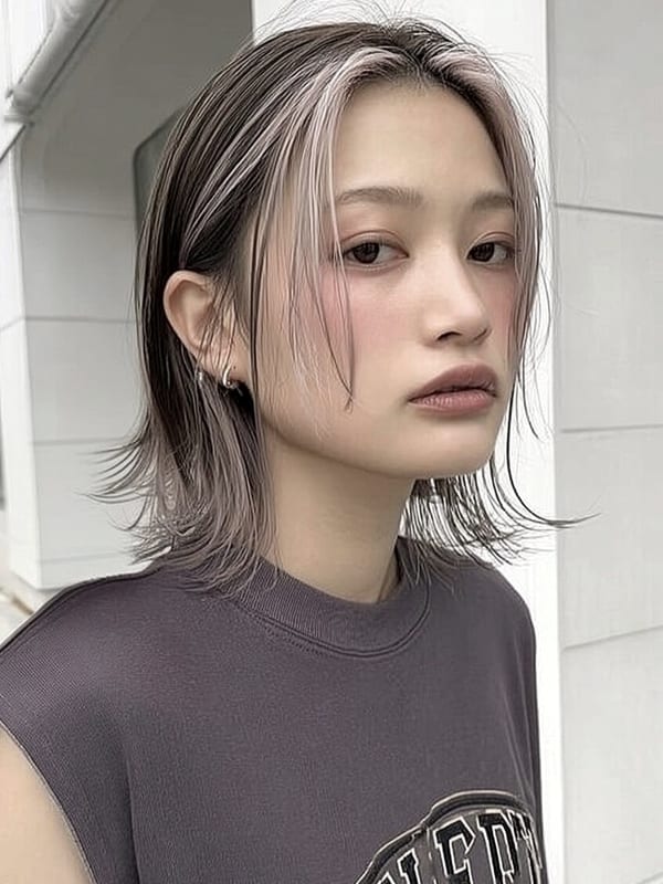 エフェクトブリーチの作例 — ミルクティーインナーカラー
